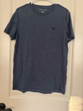 Men’s American Eagle Outfitters Navy T Shirt Size Medium